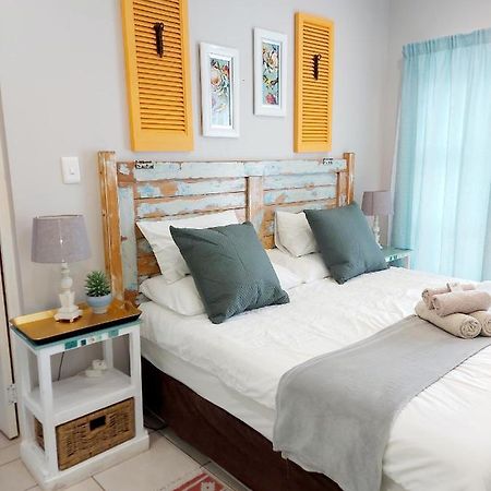 The Coelacanth Guest House And Beach Thyme Self Catering Kiddʼs Beach 外观 照片