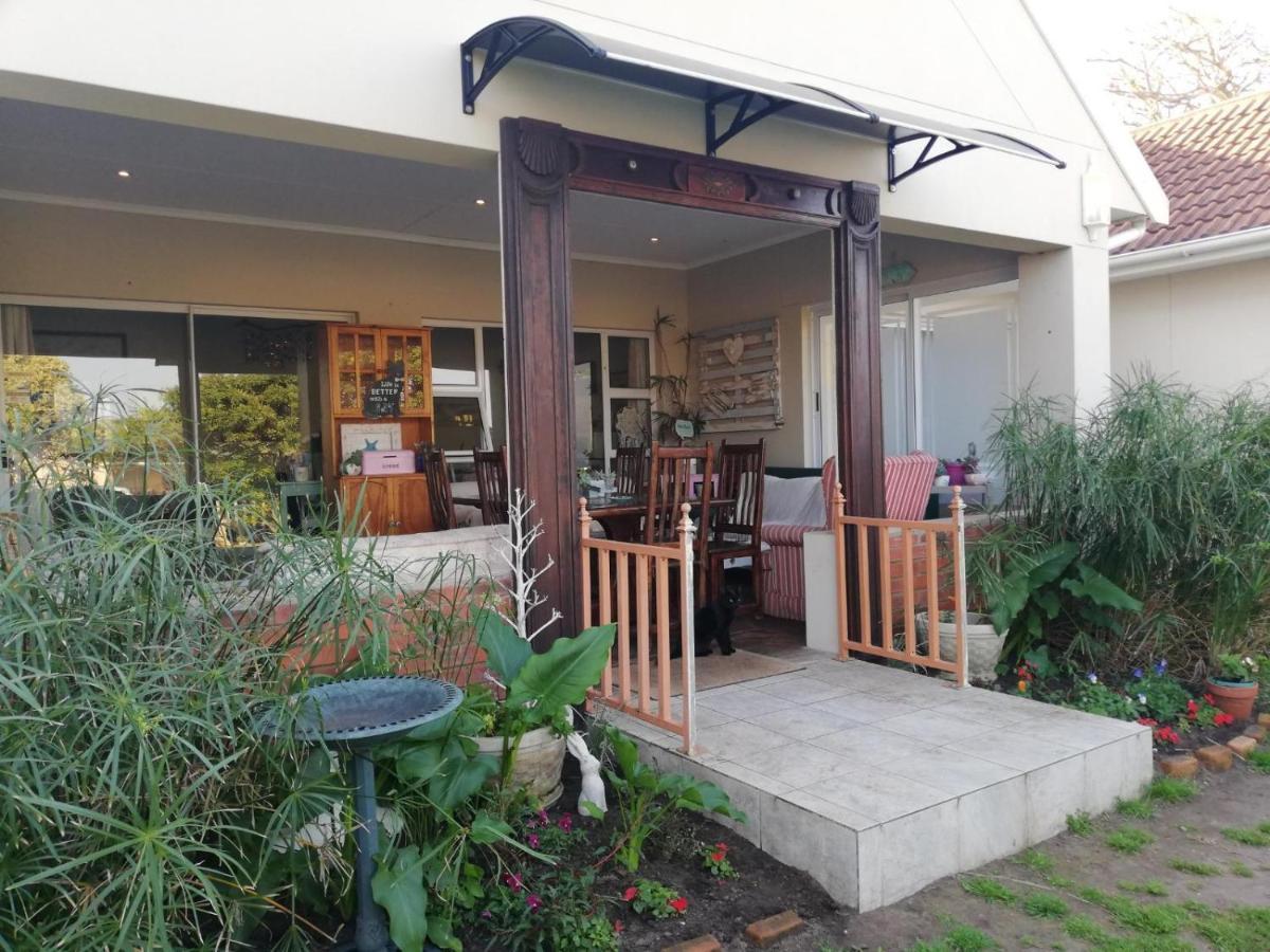 The Coelacanth Guest House And Beach Thyme Self Catering Kiddʼs Beach 外观 照片
