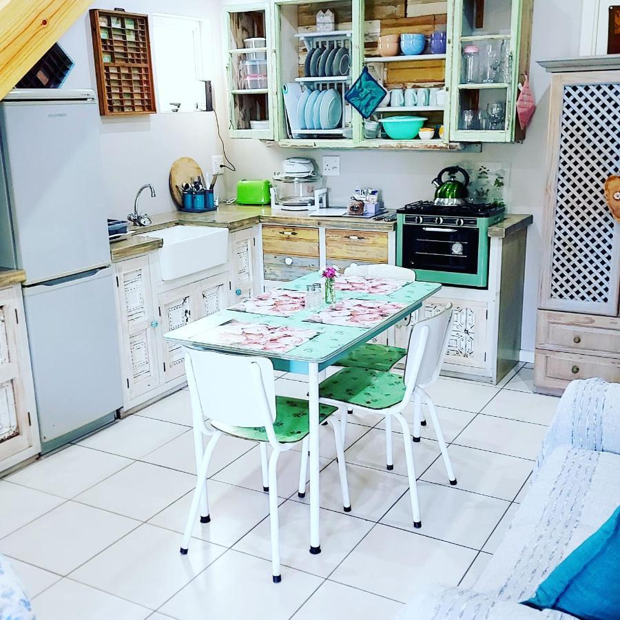 The Coelacanth Guest House And Beach Thyme Self Catering Kiddʼs Beach 外观 照片