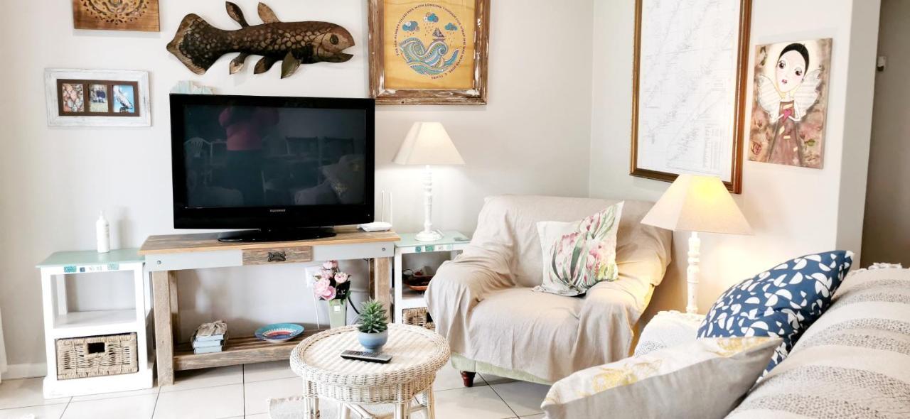 The Coelacanth Guest House And Beach Thyme Self Catering Kiddʼs Beach 外观 照片