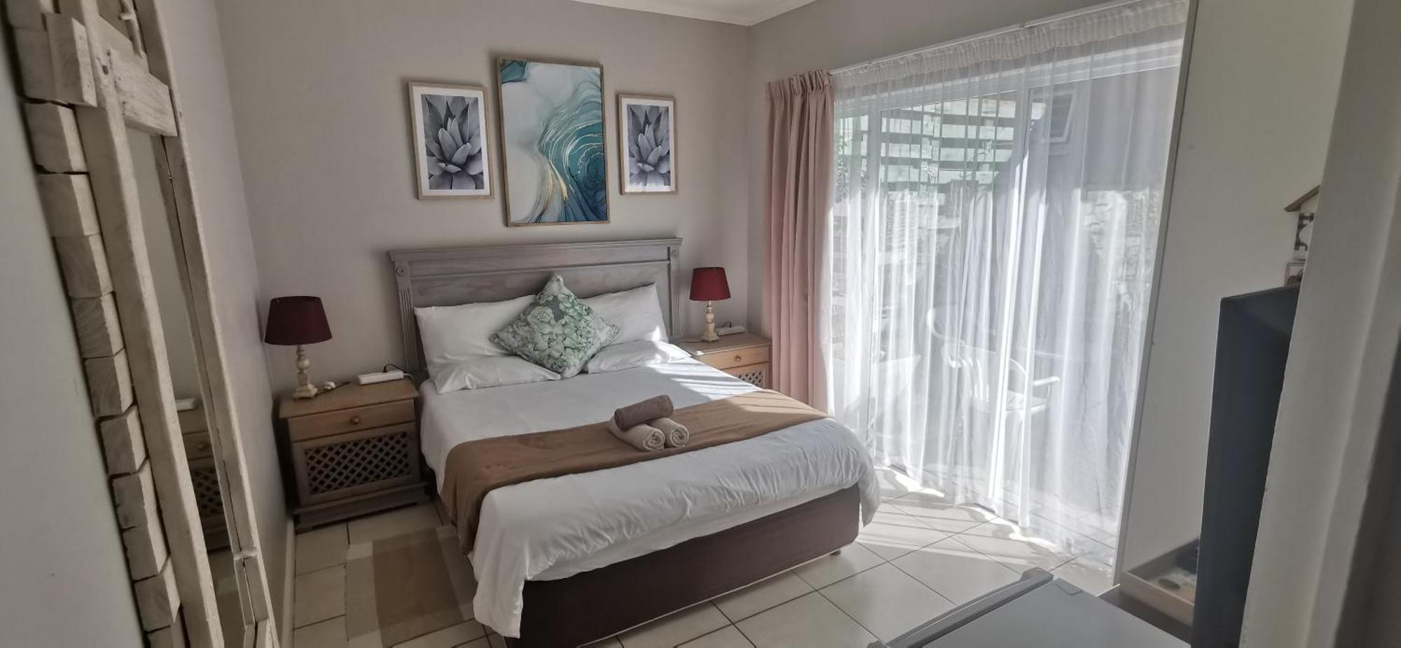 The Coelacanth Guest House And Beach Thyme Self Catering Kiddʼs Beach 外观 照片