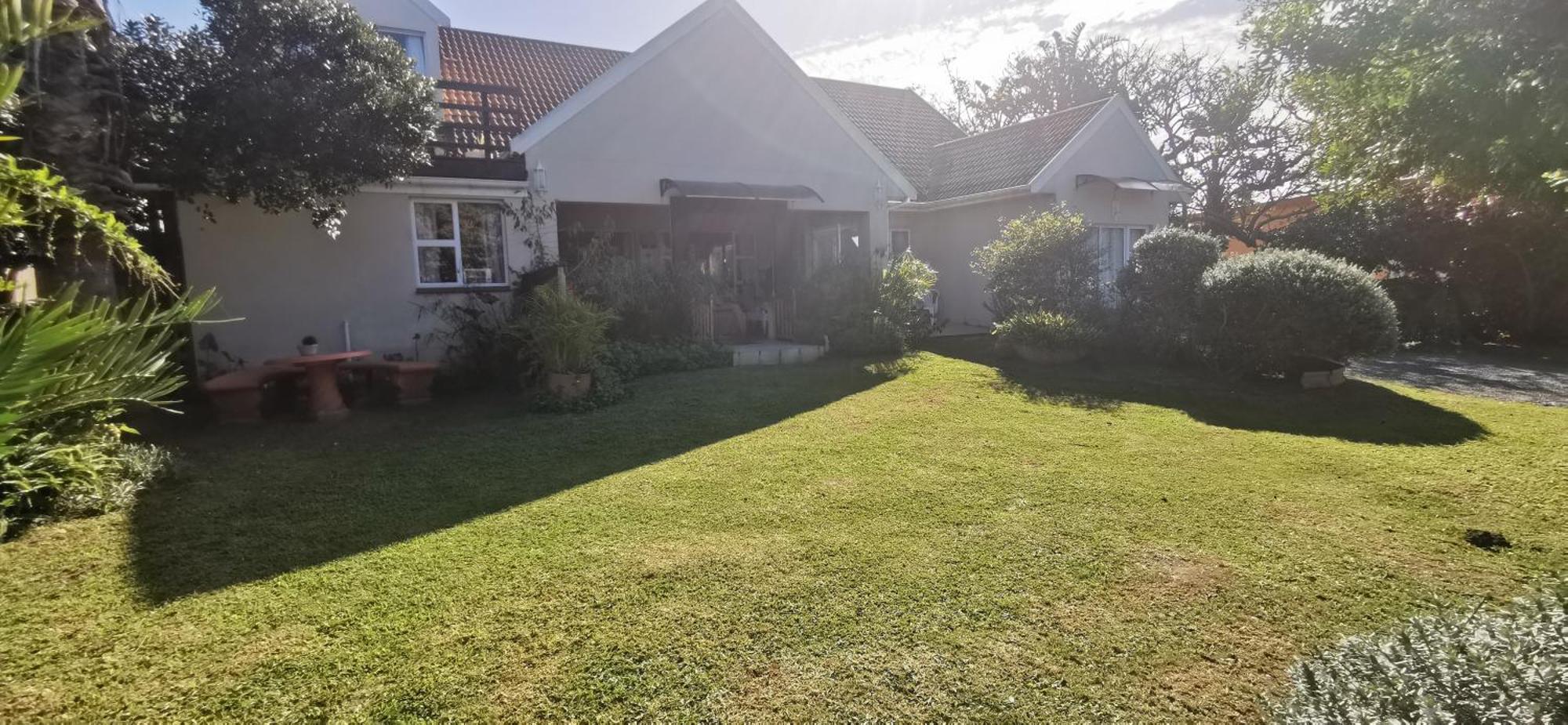 The Coelacanth Guest House And Beach Thyme Self Catering Kiddʼs Beach 外观 照片