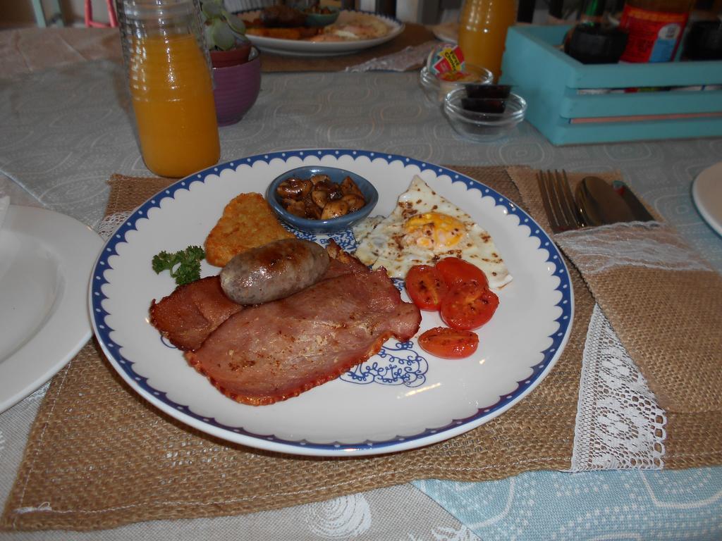 The Coelacanth Guest House And Beach Thyme Self Catering Kiddʼs Beach 外观 照片