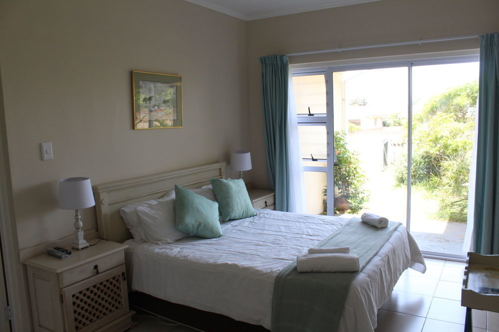 The Coelacanth Guest House And Beach Thyme Self Catering Kiddʼs Beach 外观 照片